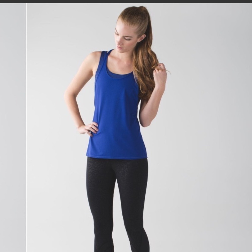 Lululemon No Limits Tank Top Royal Blue Striped Built In Bra Mesh Size 12